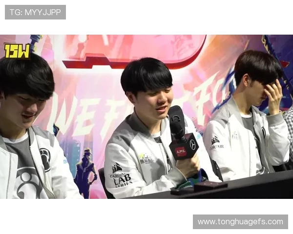 FPX在挑战者杯中的速度表现分析与战术解读 FPX在挑战者杯中的速度表现分析与战术解读