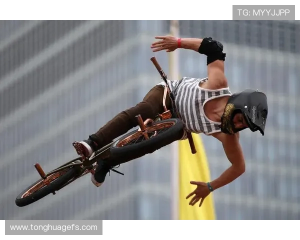 上海极限运动队在世界街舞大赛中以53分稳居积分榜首位 上海极限运动队在世界街舞大赛中以53分稳居积分榜首位