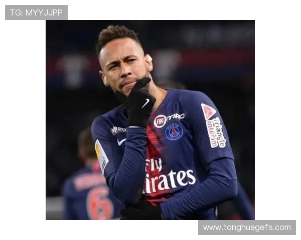 内马尔：从巴西足球天才到全球超级明星的辉煌历程与挑战