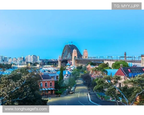 探索阿拉巴的文化魅力与自然风光,感受多元融合的独特魅力与人文底蕴 探索阿拉巴的文化魅力与自然风光,感受多元融合的独特魅力与人文底蕴