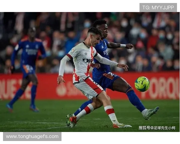 科里蒂巴主场迎战弗拉门球队全力争胜展现实力与决心