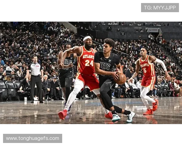 篮网与老鹰激战后球员采访回顾精彩瞬间与战术分析