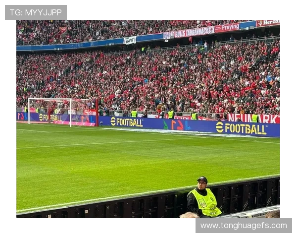 莱万回归安联球场遭拜仁球迷嘘声四起直言忘恩负义情绪高涨