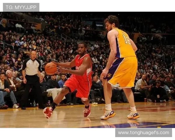 深入分析重庆网球队的进攻策略与战术特点