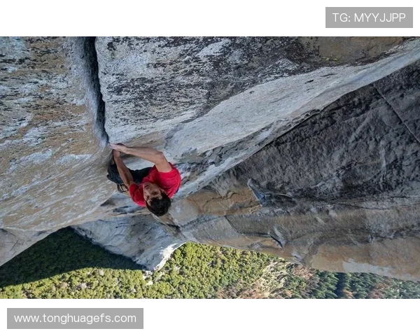 北京极限运动队在世界攀岩锦标赛中的默契配合与精彩表现分析